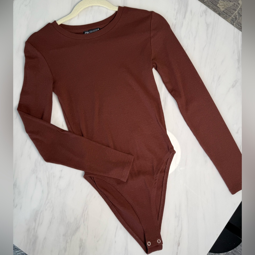Zara Long Sleeve Bodysuit - Picture 2 of 3